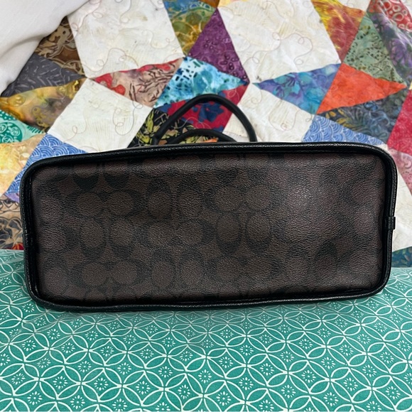 REHAB Coach dome satchel - Picture 6 of 15